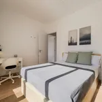 Rent 7 bedroom apartment in Barcelona