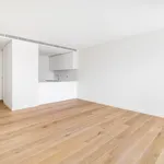 Rent 1 bedroom apartment of 72 m² in Lisbon