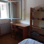 Rent a room of 100 m² in madrid