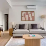 Rent 1 bedroom apartment of 40 m² in lisbon