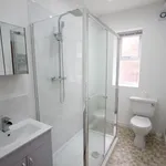 Rent 1 bedroom flat in Salford