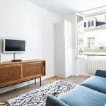 Appartement de 258 m² avec 1 chambre(s) en location à Paris