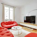 Rent 3 bedroom apartment of 1076 m² in Paris