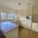 Rent 2 bedroom house of 381 m² in  Wangaratta