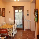 Rent 4 bedroom apartment of 152 m² in Rome