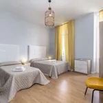 Rent 3 bedroom apartment in valencia