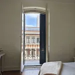 Rent a room of 114 m² in bilbao