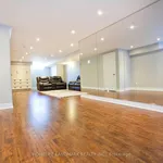 Rent 3 bedroom apartment of 568 m² in Richmond Hill (Langstaff)