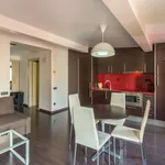 Alquilo 1 dormitorio apartamento de 592 m² en Barcelona