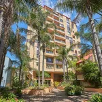 Rent 1 bedroom apartment in Potts Point