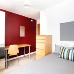 Rent 4 bedroom flat in Newcastle upon Tyne