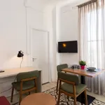 Alquilo 1 dormitorio apartamento de 25 m² en Granada']