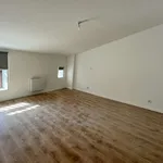 Rent 3 bedroom apartment of 76 m² in La Roquebrussanne