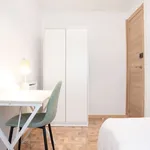 Rent a room of 61 m² in madrid