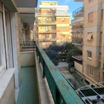 Affitto 3 camera appartamento di 97 m² in Roma