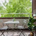 Rent a room of 202 m² in Madrid