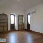 Affitto 6 camera appartamento di 302 m² in Rome