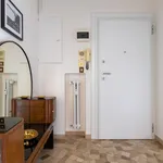 Rent 2 bedroom apartment of 90 m² in Bologna