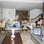 Rent 8 bedroom house of 650 m² in Penteli