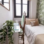 Rent 4 bedroom apartment in Valencia