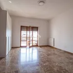 Rent 5 bedroom apartment of 100 m² in Rieti