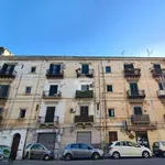 Rent 4 bedroom apartment of 110 m² in Palermo