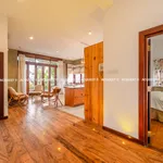 Rent 6 bedroom house of 315 m² in Colombo