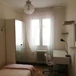 Rent a room in pamplona