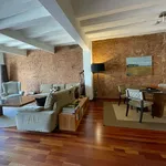 Rent 4 bedroom apartment of 90 m² in Barcelona