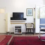 Rent 1 bedroom apartment of 36 m² in berlin