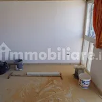 Affitto 3 camera appartamento di 64 m² in Naples