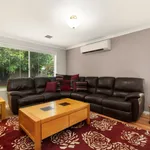 Rent 4 bedroom house in Cranbourne East