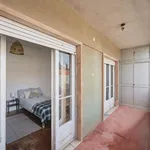 Rent a room in lisbon