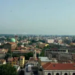 Rent 5 bedroom apartment of 160 m² in Padova