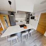 Rent 6 bedroom house in Scotland