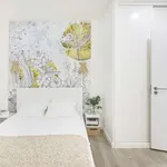 Rent a room in lisbon