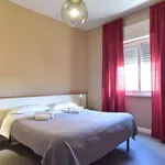 Rent a room of 190 m² in rome