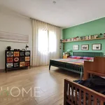 Affitto 5 camera casa di 170 m² in Bassano del Grappa