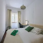 Rent a room in lisbon