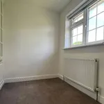 Rent 5 bedroom house in South East England