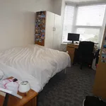 Rent 5 bedroom flat in Exeter