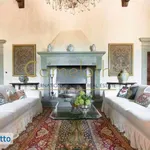 Rent 6 bedroom house of 700 m² in Florence