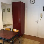 Rent 2 bedroom apartment of 29 m² in REIMS