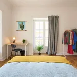 Rent a room in lisbon