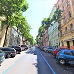 Pronajměte si 4 ložnic/e byt o rozloze 119 m² v Prague