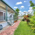 Rent 2 bedroom apartment in Coconut Grove