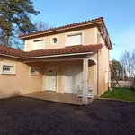 Rent 4 bedroom house of 109 m² in Estrablin