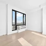 Rent 3 bedroom apartment in Brooklyn