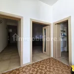 Rent 2 bedroom apartment of 80 m² in Taranto