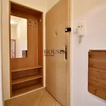 Rent 1 bedroom apartment of 30 m² in Praha